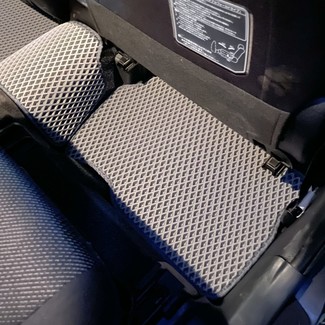 Коврики на Toyota Wish II 2009 - 2017 в Смоленске