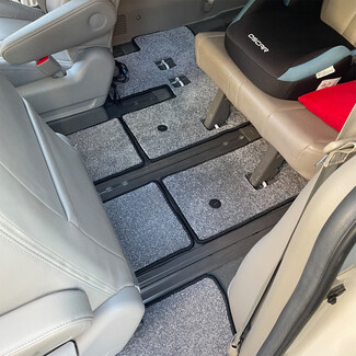 Ворсовые коврики на KIA Carnival III 7 мест 2014 - 2021 в Смоленске Ворсовые коврики на KIA Carnival III 7 мест 2014 - 2021 в Смоленске