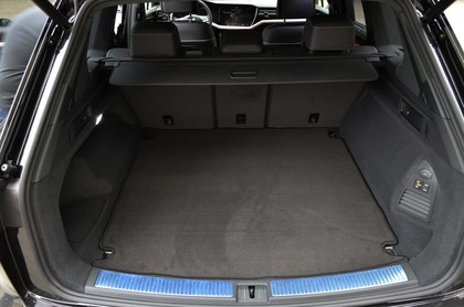 Ворсовые коврики на Volkswagen Touareg III 2018 - 2025 в Смоленске