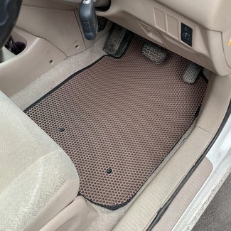 Ворсовые коврики на Toyota Nadia 1998 - 2003 в Смоленске