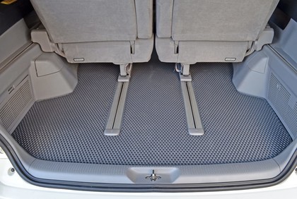 Коврики на Toyota Alphard (H10) 2002 - 2008 в Смоленске