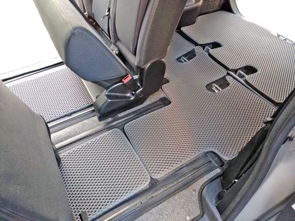 Ворсовые коврики на Toyota Noah (R80) 2014 - 2021 в Смоленске