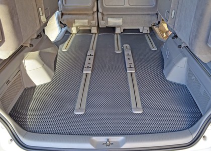 Коврики на Toyota Alphard (H10) 2002 - 2008 в Смоленске