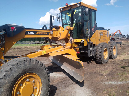 Коврики на Спецтехника Автогрейдер SANY STG230C 8 AWD  в Смоленске