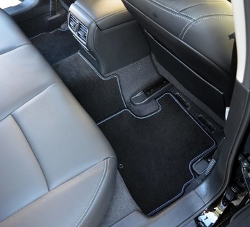 Коврики на Infiniti Q50 2014 - 2025 в Смоленске