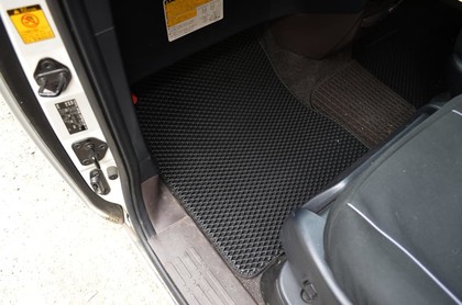 Коврики на Toyota Porte II 2012 - 2020 в Смоленске