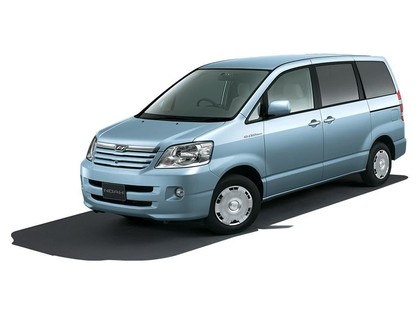 Ворсовые коврики на Toyota Noah (R60) 2001 - 2007 в Смоленске