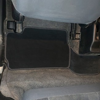 Коврики на Mitsubishi Pajero iO 1998 - 2007 в Смоленске