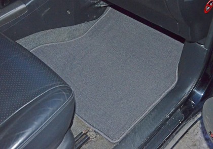 Коврики на Toyota Rav4 II 2000 - 2006 в Смоленске