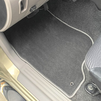 Коврики на Mitsubishi L200 IV 2006 - 2016 в Смоленске