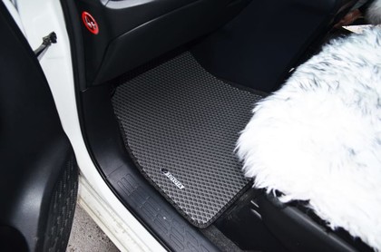 EVA коврики на Toyota Voxy (R80) 2014 - 2021 в Смоленске