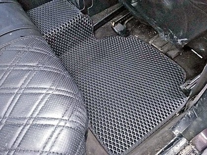 Ворсовые коврики на Mercedes 190 (W201) 1982 - 1993 в Смоленске