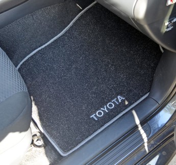 Коврики на Toyota Rav4 III 2006 - 2013 в Смоленске