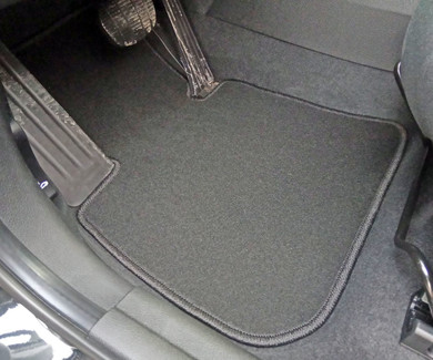 Ворсовые коврики на BMW X1 (F48/F49) 2015 - 2022 в Смоленске