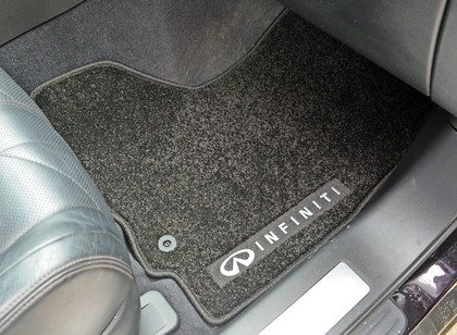 Коврики на Infiniti QX70 2013 - 2019 в Смоленске