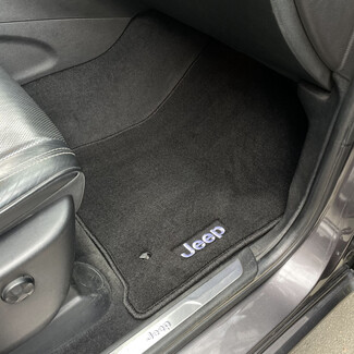 Ворсовые коврики на Jeep Grand Cherokee (WK2) 2010 - 2022 в Смоленске Ворсовые коврики на Jeep Grand Cherokee (WK2) 2010 - 2022 в Смоленске
