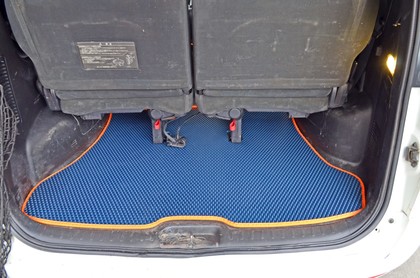 Коврики на Nissan Serena (C25) 2005 - 2010 в Смоленске
