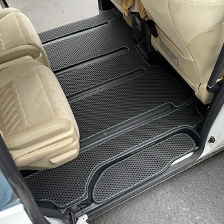 Ворсовые коврики на Toyota Vellfire (H30) 2015 - 2023 в Смоленске