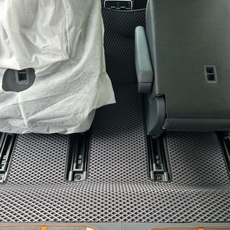 Ворсовые коврики на Volkswagen ID.6 2021 - 2025 в Смоленске