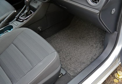 Коврики на Toyota Corolla (E18) 2012 - 2019 в Смоленске