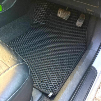 Ворсовые коврики на Toyota Corolla Axio (E14) 2006 - 2012 в Смоленске Ворсовые коврики на Toyota Corolla Axio (E14) 2006 - 2012 в Смоленске