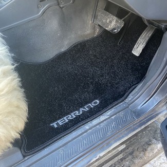Коврики на Nissan Terrano I (WD21) 1985 - 1995 в Смоленске