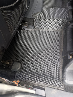Коврики на Jeep Grand Cherokee (WK2) 2010 - 2022 в Смоленске