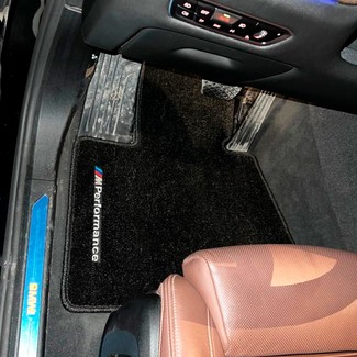 Коврики на BMW X5 (G05/G18) 2018 - 2025 в Смоленске