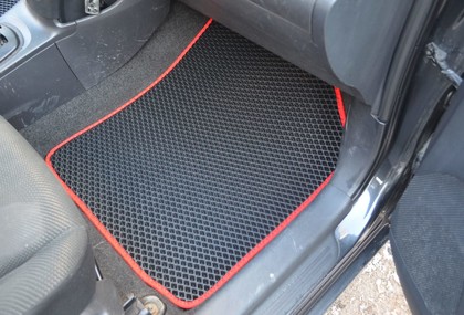 EVA коврики на Toyota Yaris II 2005 - 2011 в Смоленске