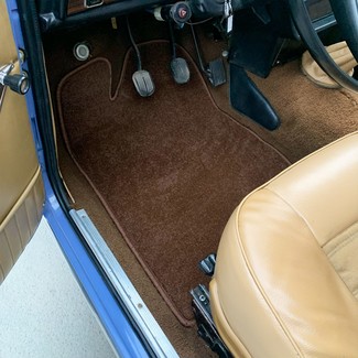 Коврики на Lada (ВАЗ) 2101, 2102, 2103, 2104, 2105, 2106, 2107 1970 - 2012 в Смоленске