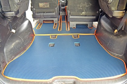 Коврики на Nissan Serena (C25) 2005 - 2010 в Смоленске