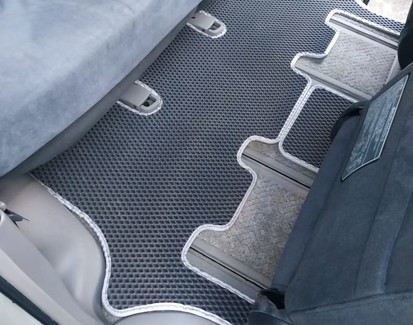 Коврики на Toyota Alphard (H10) 2002 - 2008 в Смоленске