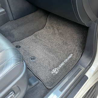 Коврики на Toyota Land Cruiser 200 2007 - 2021 в Смоленске