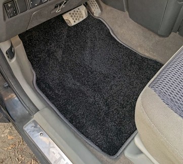 Коврики на Nissan X-Trail I 2001 - 2007 в Смоленске