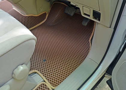 Коврики на Toyota Estima III 2006 - 2019 в Смоленске