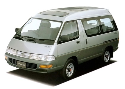 Коврики на Toyota Town Ace (R20, R30) 1982 - 1996 в Смоленске
