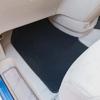 Коврики на Nissan Serena (C25) 2005 - 2010 в Смоленске