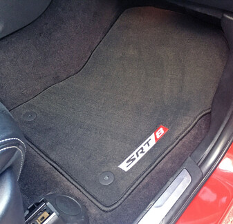 Ворсовые коврики на Jeep Grand Cherokee (WK2) 2010 - 2022 в Смоленске Ворсовые коврики на Jeep Grand Cherokee (WK2) 2010 - 2022 в Смоленске