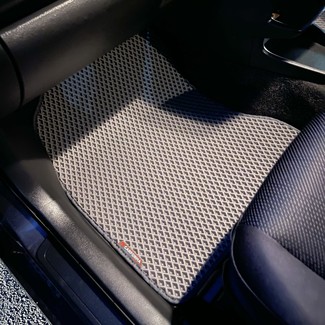 Коврики на Toyota Wish II 2009 - 2017 в Смоленске