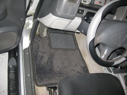 Коврики на Mitsubishi Montero Sport I 1996 - 2008 в Смоленске