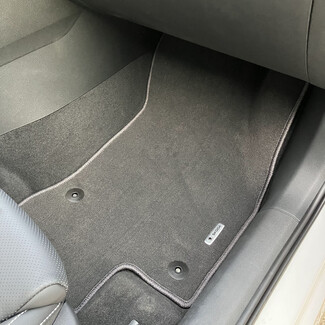 Коврики на Skoda Superb III 2015 - 2026 в Смоленске Коврики на Skoda Superb III 2015 - 2026 в Смоленске