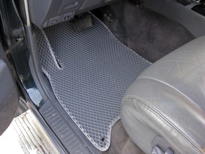 Коврики на Toyota Land Cruiser 80 1990 - 1997 в Смоленске