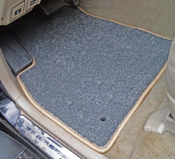 Ворсовые коврики на Lexus LX 470 1997 - 2007 в Смоленске