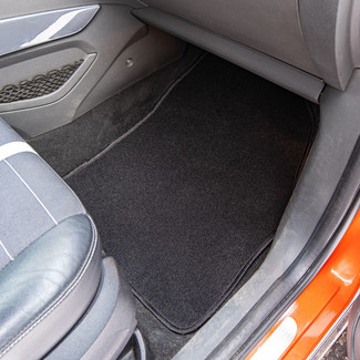 Коврики на Ford Kuga I 2008 - 2013 в Смоленске