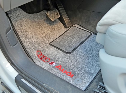 Коврики на Audi Q3 (8U) 2011 - 2019 в Смоленске
