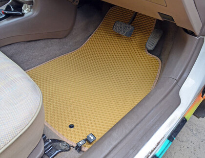 Коврики на Toyota Corsa (L50) 1994 - 1999 в Смоленске